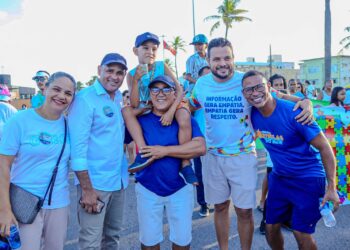 Alex Melo participa da III Caminhada em Prol da Conscientização do Autismo em Aracaju