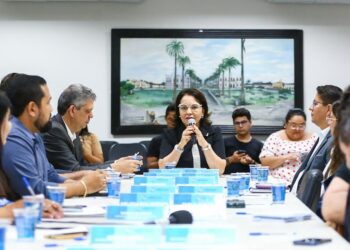 Prefeita Emília Corrêa e ministro Márcio Macêdo discutem inclusão social de catadores e catadoras de Aracaju