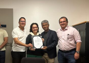 Emília Corrêa reassume a Prefeitura de Aracaju