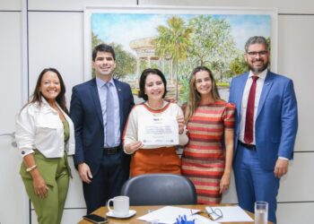 Prefeita Emília Corrêa recebe visita institucional da diretoria da OAB/SE