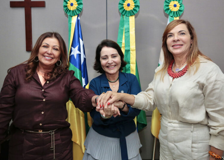 Encontro entre governadora em exercício e prefeita de Aracaju reforça representatividade feminina na política sergipana