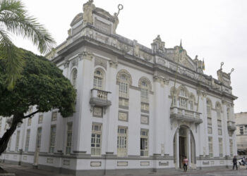 Palácio Museu Olímpio Campos celebra 15 anos com homenagens e concerto sinfônico