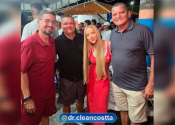 Ao lado do prefeito Paulo César na gravação do audiovisual de Adryan Lima