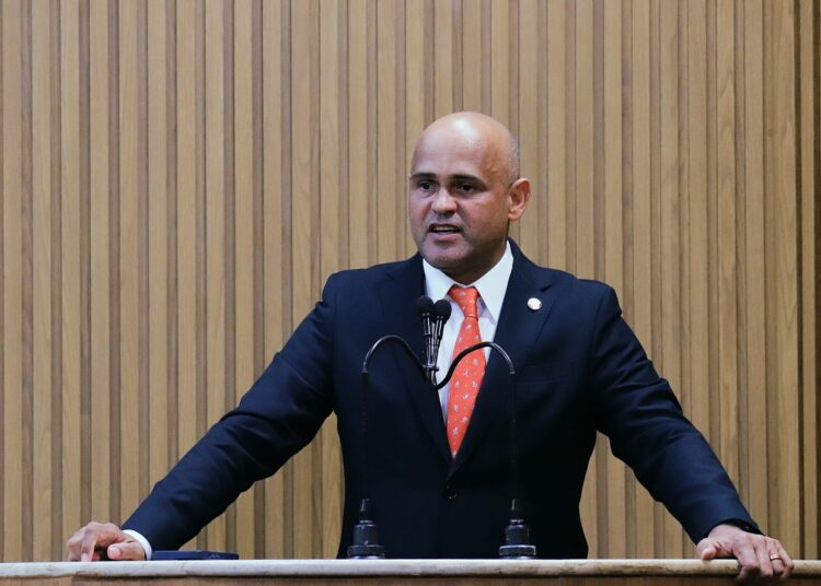 Alex Melo alerta que apenas 30% da população se vacinou contra a gripe e incentiva imunização