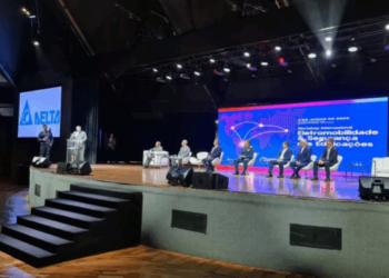 Bombeiros recuam e retiram exigências absurdas para instalação de recargas de carros elétricos em garagens