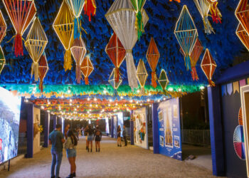 Corredor Cultural leva sergipanos e turistas a uma experiência visual imersiva na Vila do Forró