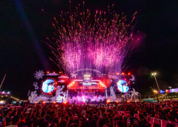 Arraiá do Povo quebra recorde de público em 2025 com 43 mil pessoas na ‘Terça do Arrocha’ 