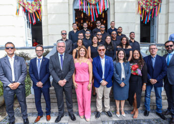 Governador empossa 17 novos policiais penais aprovados em concurso