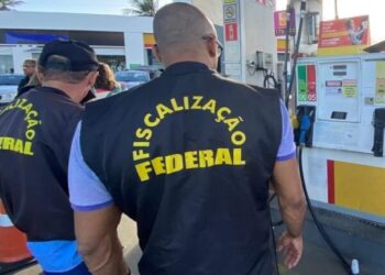 Força-tarefa, coordenada pela AGU, vai investigar distribuidoras e donos de postos de combustíveis