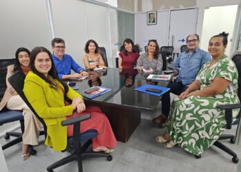 Seese discute extensão de benefícios para enfermeiros estatutários em reunião com a gestão da FHS