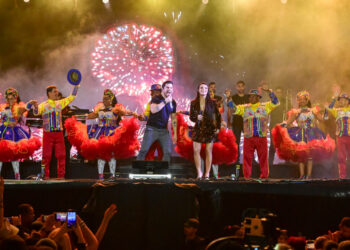 Penúltima noite do Arraiá do Povo terá apresentações de Magníficos e Murilo Huff neste sábado, 28