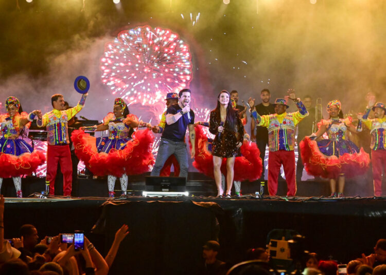Penúltima noite do Arraiá do Povo terá apresentações de Magníficos e Murilo Huff neste sábado, 28