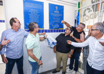 “Nós não fazemos educação só com obras, mas também com pessoas”, afirma Fábio Mitidieri durante entrega de escola em Santana do São Francisco