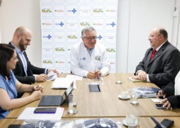 SMS de Aracaju busca novos recursos em Brasília para reduzir filas de exames e ampliar acesso à consulta especializada