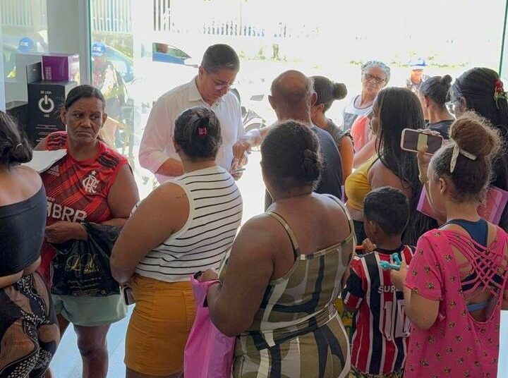 Ricardo Marques visita Unidade de Saúde Roberto Paixão e reforça proximidade com a população