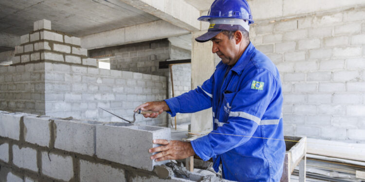 Governo de Sergipe oferta 320 vagas em novos cursos de qualificação profissional para construção civil