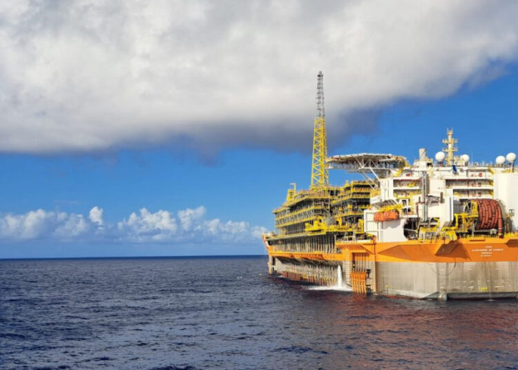 Projeto Sergipe Águas Profundas avança com abertura de propostas para operação de plataformas FPSO