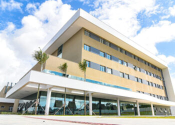 Hospital do Câncer recebe equipamento de radioterapia adquirido pelo Governo do Estado