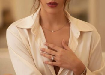 Aparolli Cosmetics — Tecnologia e qualidade para seus cabelos