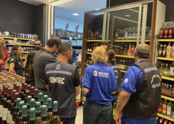 Prefeitura de Aracaju intensifica fiscalização e orienta população sobre intoxicação por metanol
