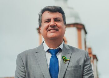 Mesmo com as dificuldades que vivem os municípios brasileiros!O prefeito André graça continua desenvolvendo e crescendo Estância