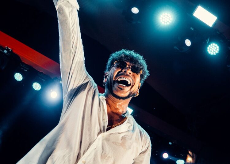 Jau e Jorge Aragão juntos no Pôr do Jau em Aracaju 