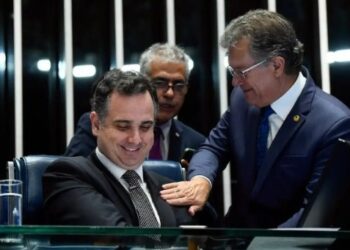 Articulação pesada no Senado busca forçar Lula a indicar Rodrigo Pacheco ao STF