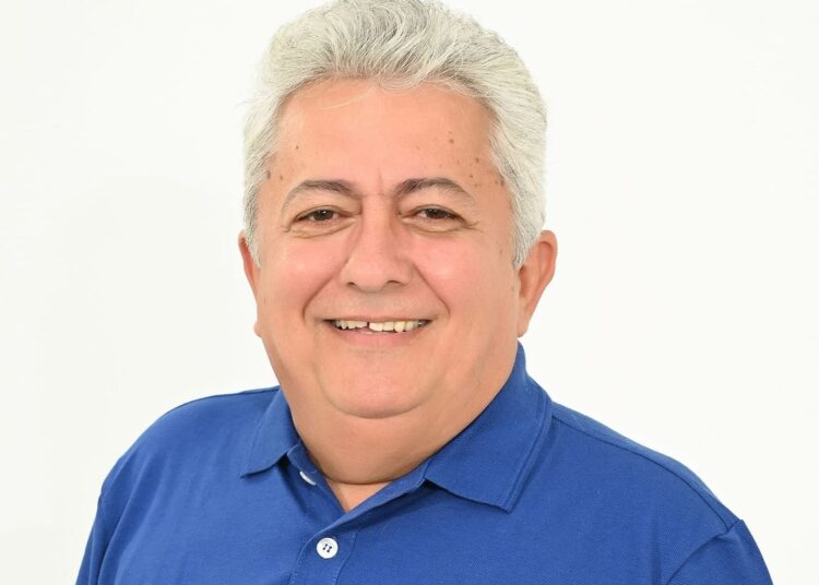 Ex-prefeito da Estância Dr. Gilson Andrade, parabeniza o povo da cidade nova pelos seus 48 anos de lutas e resistências. Parabéns!