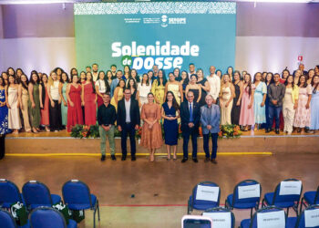 Governo de Sergipe dá posse aos primeiros servidores concursados da história da Assistência Social