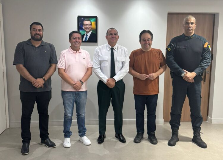 Reunião define ações de segurança para o Bloco Por Amor ao Iate 2026