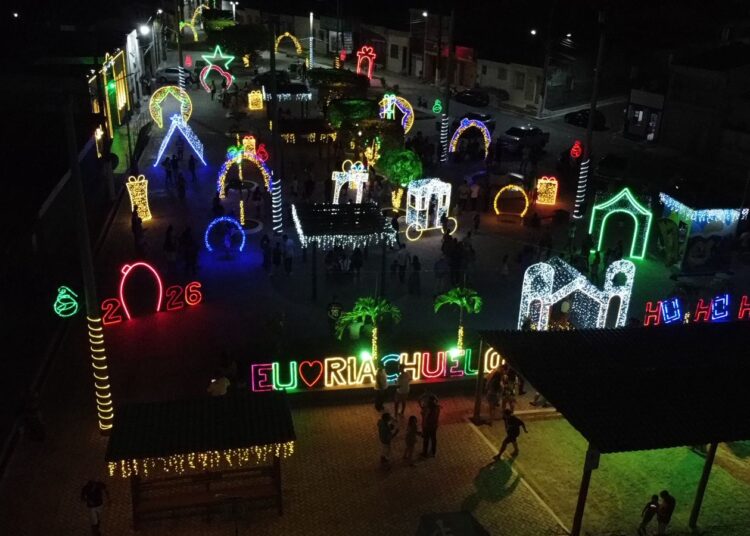 Riachuelo celebra a magia do Natal com o acendimento da iluminação nataliana