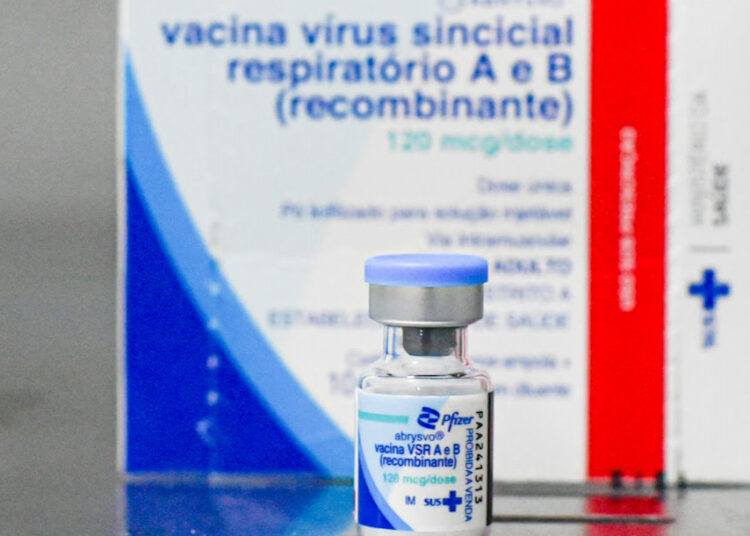 Sergipe recebe primeiro lote da vacina contra o vírus sincicial respiratório para proteger gestantes e recém-nascidos