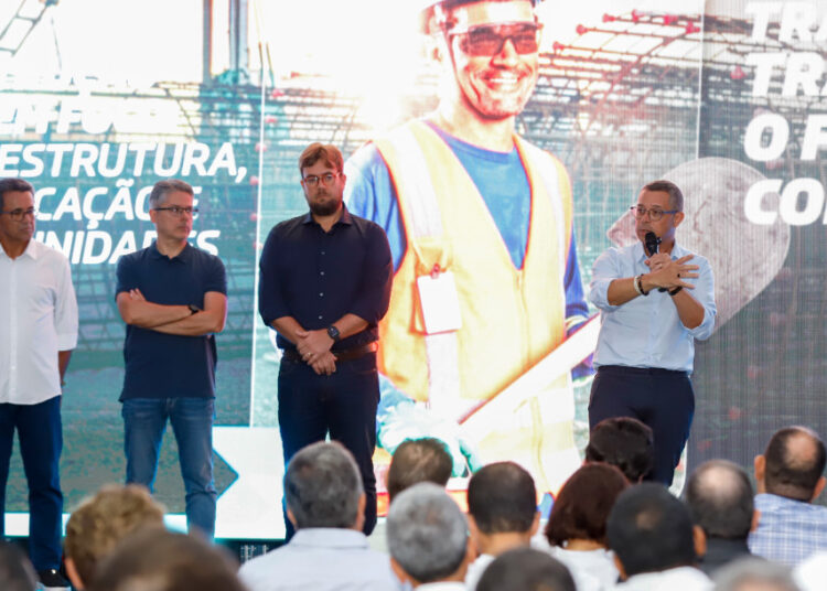 Sergipe lidera geração de empregos na construção civil e anuncia mil vagas para qualificação de sergipanos no setor