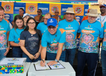 Governo de Sergipe promove 64ª edição do ‘Sergipe é aqui’ em Pacatuba e autoriza novas obras