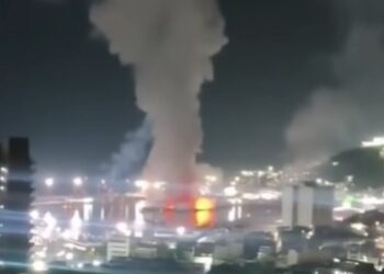 Estados Unidos bombardeiam a Venezuela e sequestram o presidente Nicolás Maduro