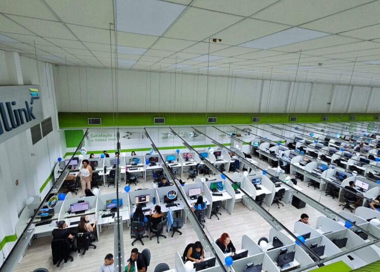 Aracaju cria ambiente favorável e legalizado para empresas de call center e centrais de relacionamento