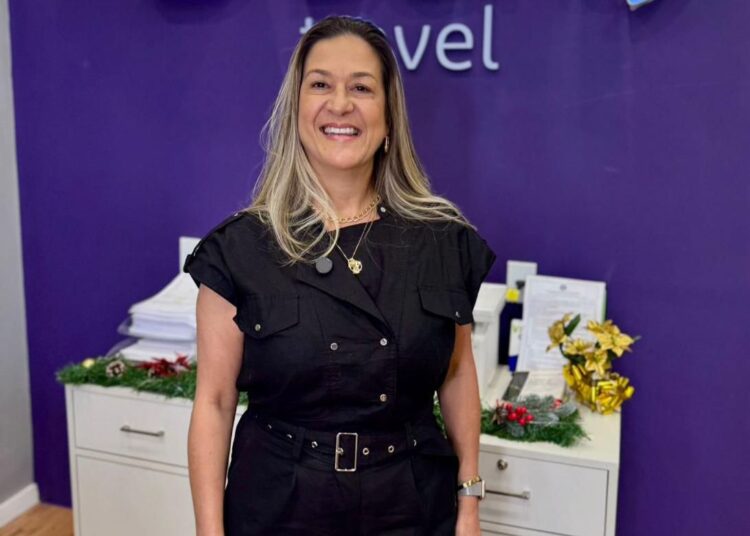 Visto de turismo para os EUA continua ativo para brasileiros, reforça especialista Carol Asencio