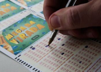 Mega da Virada premia 6 apostas e cada uma vai receber mais de R$ 181 milhões