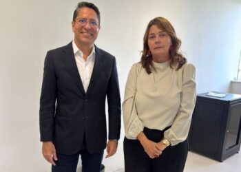 Ricardo Marques leva problema da falta de água ao Ministério Público