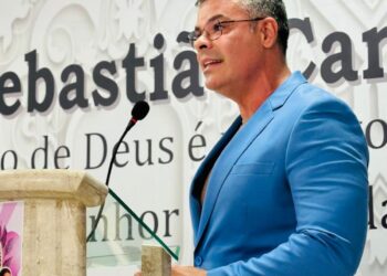 Christian Menezes dos Santos é Destaque em Sessão Solene no Município de Neópolis