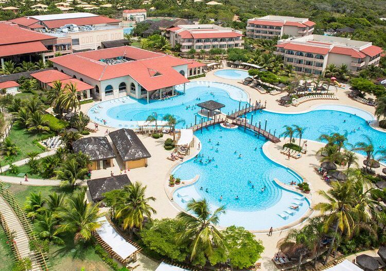 Embaixador da Finlândia reúne empresários sergipanos em jantar estratégico em Aracaju