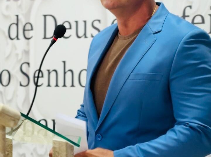 Christian Meneses ministra palestra sobre prevenção à violência contra a mulher em Nossa Senhora das Dores