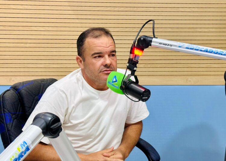 Prefeito de Carira destaca avanços da gestão e reforça importância da população votar em quem ajuda o município