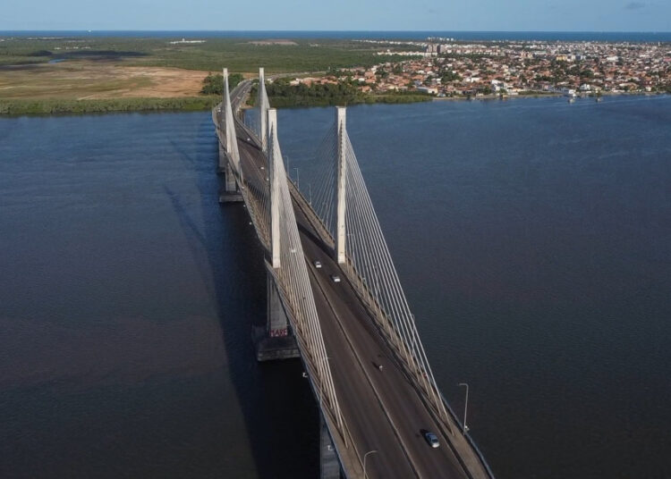 Governo de Sergipe inicia obra de iluminação cênica na Ponte Construtor João Alves