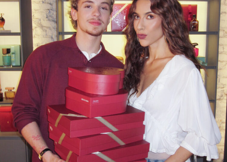 Pela primeira vez em um comercial de Dia dos Namorados, Marina Sena e Juliano Floss estrelam campanha do Boticário