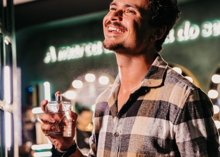 Arraial perfumado: expert do Boticário dá dicas para escolher e prolongar a durabilidade da fragrância no São João