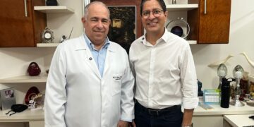 Ricardo Marques visita médico e pesquisador Antônio Carlos Sobral Sousa e debate os desafios da saúde em Sergipe