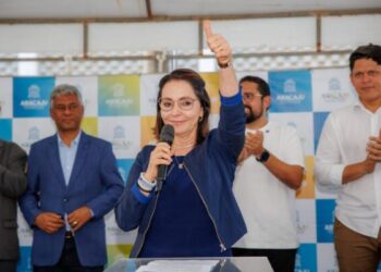 Emília Corrêa enfrenta indústria bilionária das bets e veta publicidade em Aracaju