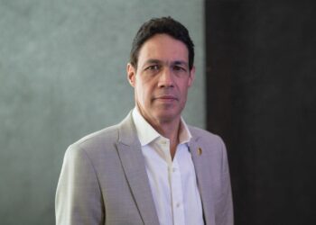 Reforma tributária exigirá adaptação do mercado imobiliário, avalia Jorge Santos, presidente da ABMI