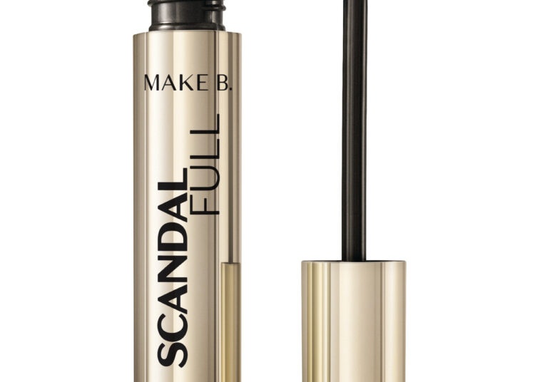 A base N°1 de vendas evoluiu: Make B. Hyaluronic está de volta com uma fórmula ainda mais poderosa